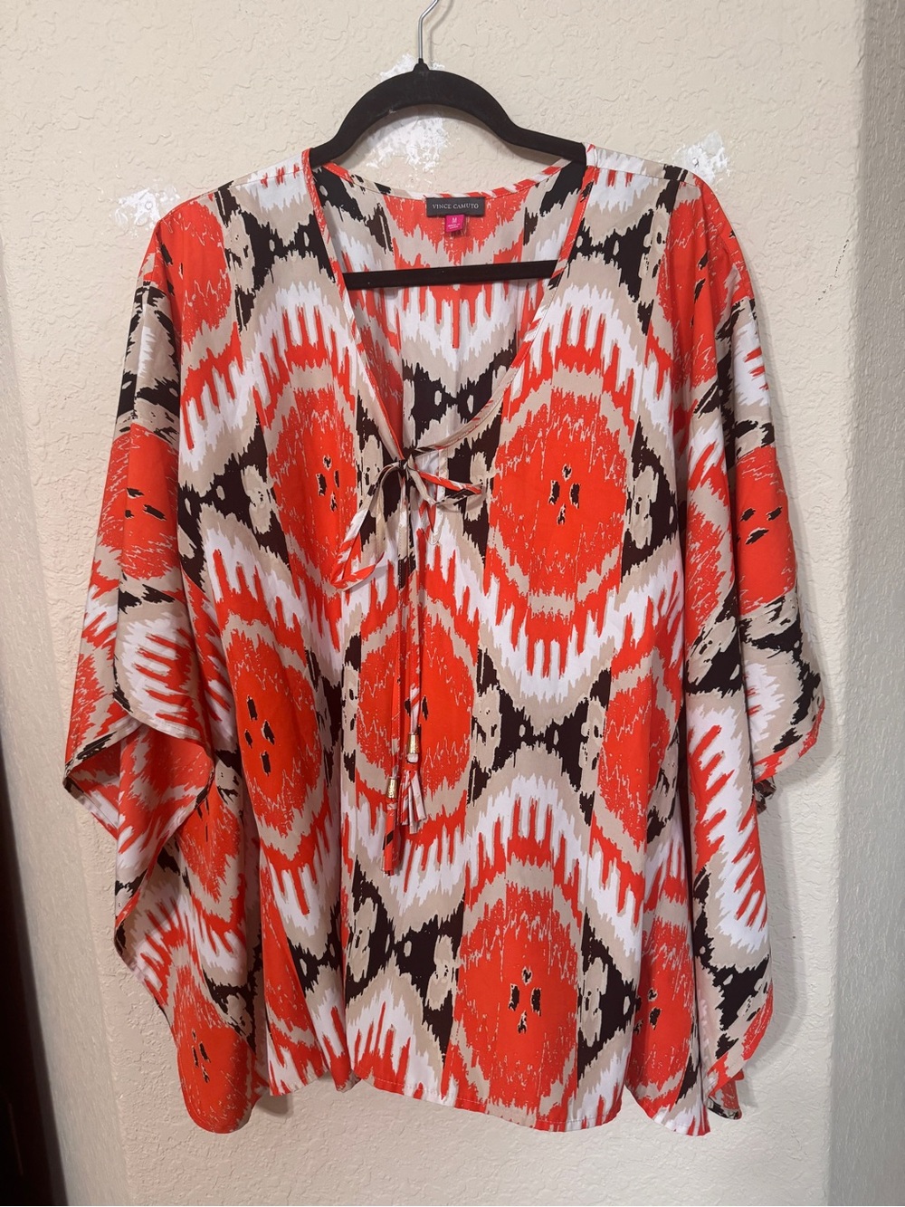 Vince Camuto Orange Red/Black/White Ikat Kimono Stuyvesant Batwing Top size M